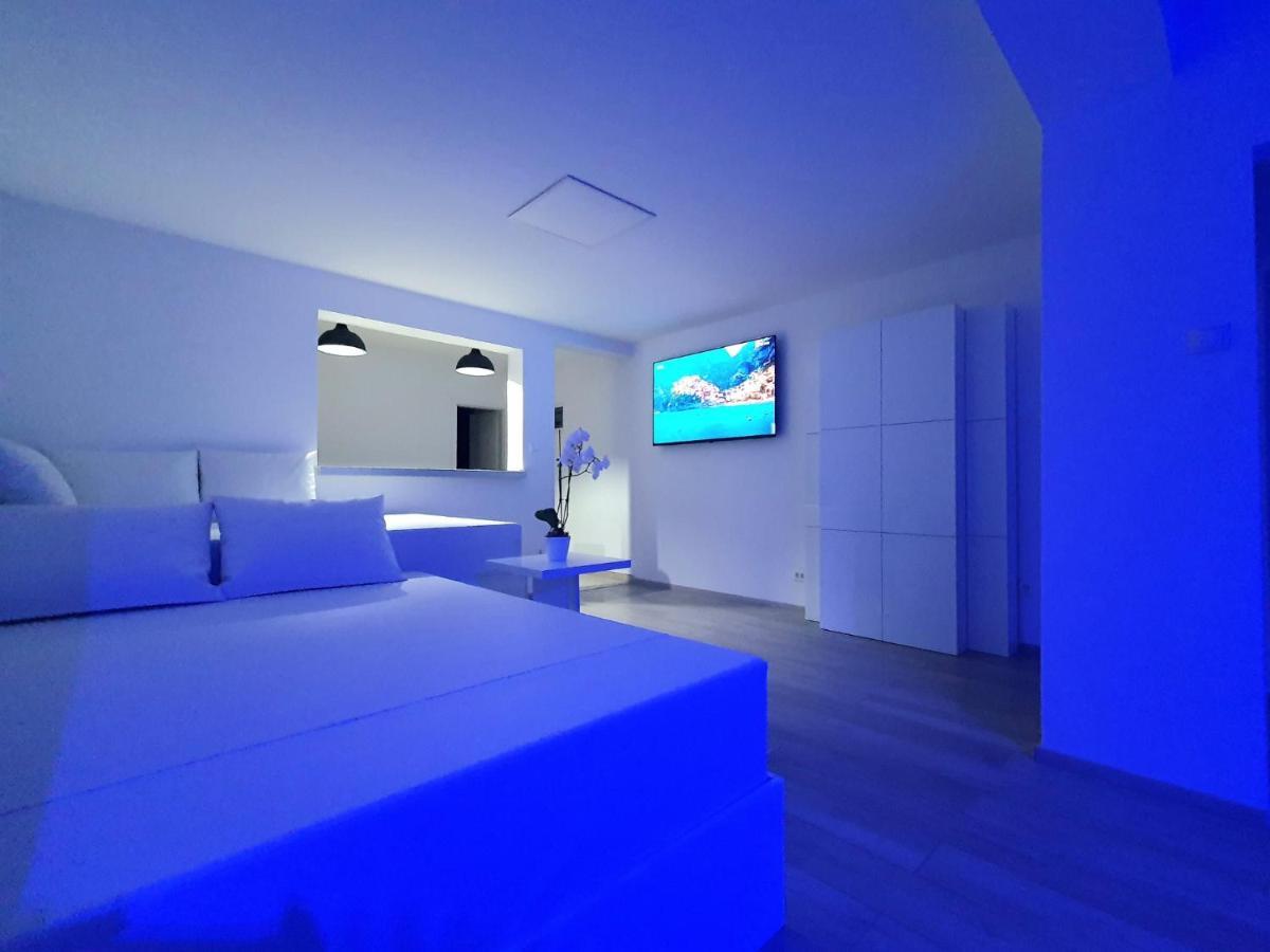 Penthouse Jacuzzi & Pool Apartmants Opatija Extérieur photo