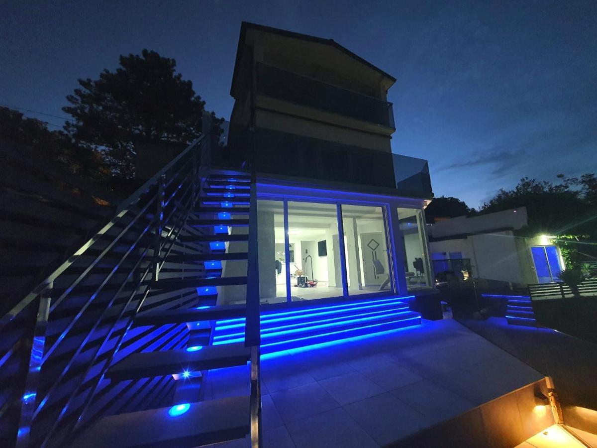 Penthouse Jacuzzi & Pool Apartmants Opatija Extérieur photo