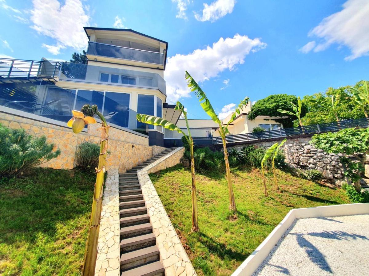 Penthouse Jacuzzi & Pool Apartmants Opatija Extérieur photo