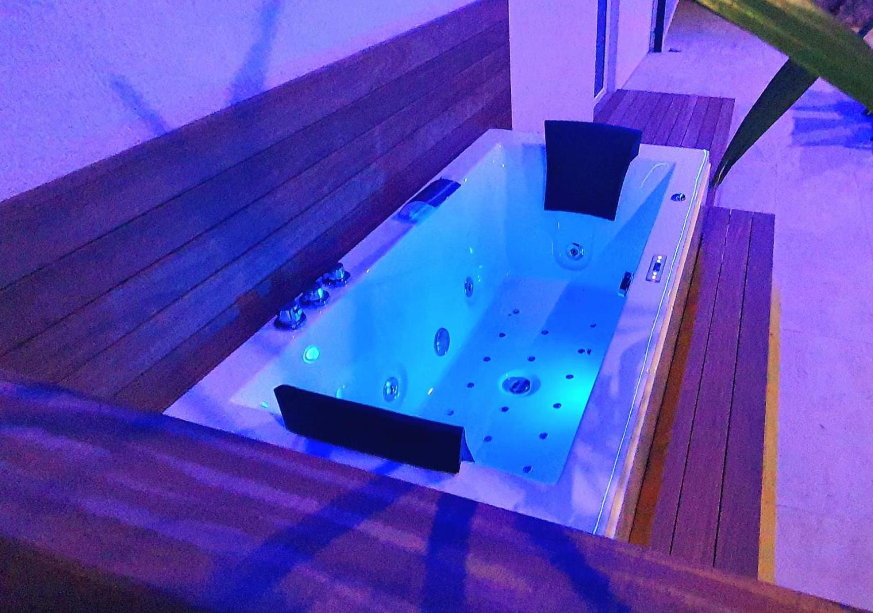 Penthouse Jacuzzi & Pool Apartmants Opatija Extérieur photo